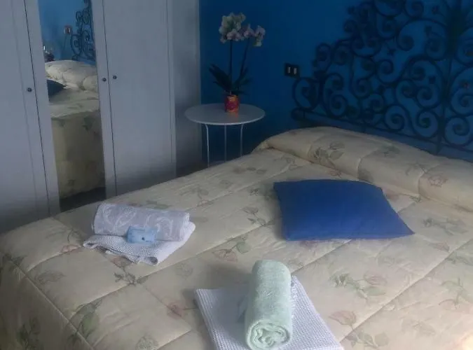 فندق مبيت وإفطار Anny 3*